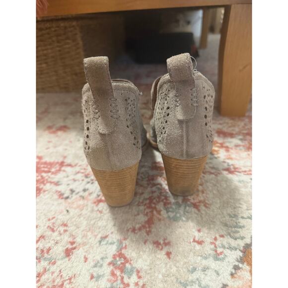 Jeffrey Campbell Rosalee Tan Suede Cutout Ankle Booties Size 8 - Picture 9 of 11